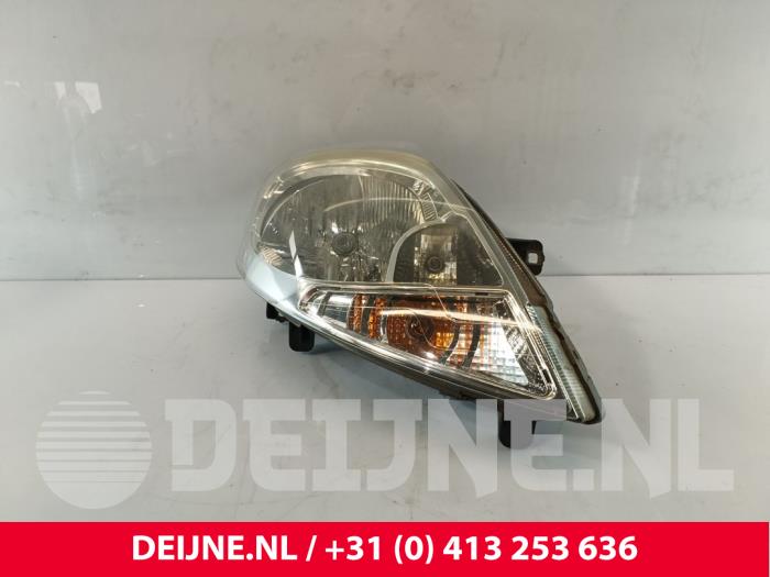 Renault Trafic Koplamp rechts O245479