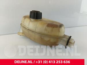 Renault Trafic Expansion vessel O245470 photo 2