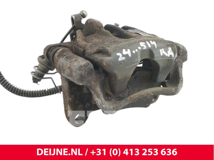 Renault Trafic Remklauw (Tang) rechts-achter O245485