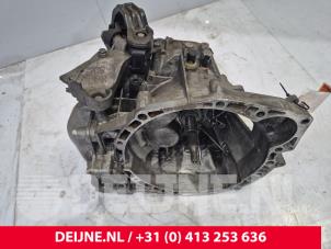 Peugeot Expert Gearbox O245607 photo 4