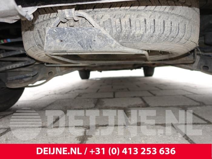 Peugeot Expert Aufhängemechanik Reserverad O245724