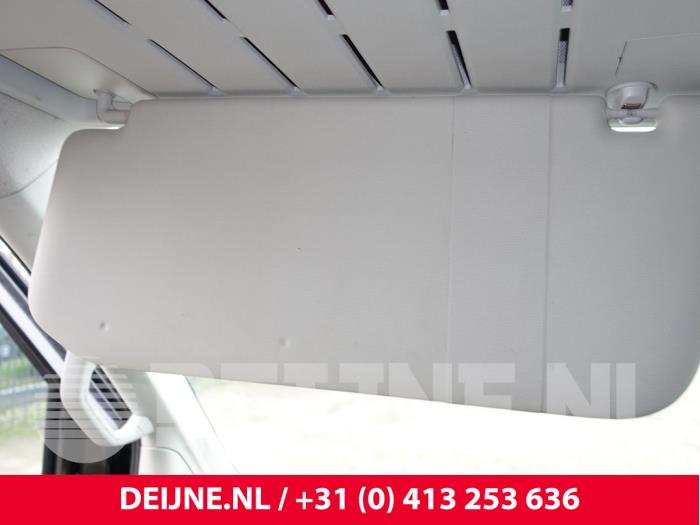 Volkswagen Crafter Zonneklep O245823