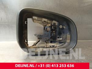Gebruikte Spiegelkap rechts Volvo V60 I (FW/GW) 2.4 D6 20V Plug-in Hybrid AWD Prijs € 25,00 Margeregeling aangeboden door van Deijne Onderdelen Uden B.V.