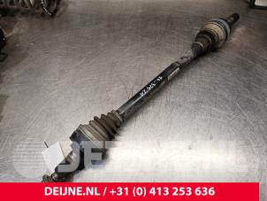 Gebruikte Aandrijfas links-achter Porsche Panamera (970) 3.0 D V6 24V Prijs € 100,00 Margeregeling aangeboden door van Deijne Onderdelen Uden B.V.