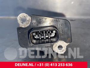 Ford Transit Courier Luchtmassameter O245909 foto 3