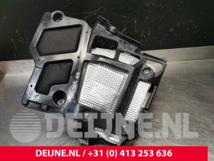 Porsche Panamera Stoßstangenstütze rechts hinten O245935 foto 3