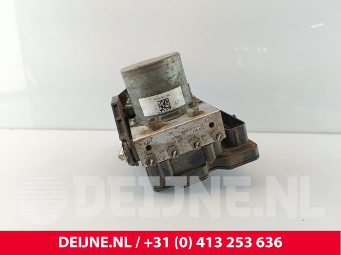 Mercedes Sprinter ABS pump O246057