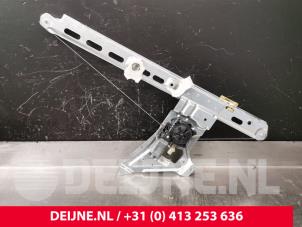 Mercedes Sprinter Fenstermechanik 2-türig links vorne O246105 foto 2