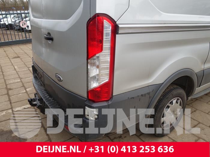 Ford Transit Rücklicht rechts O246120
