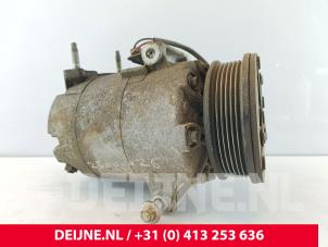 Ford Transit Air conditioning pump O246123 photo 2