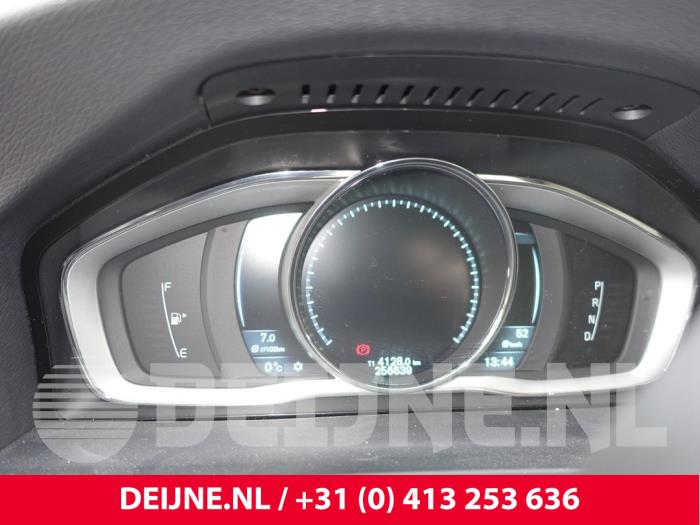Volvo V60 Kilometerteller KM O246235