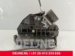 Volvo V60 Deurslot Mechaniek 4Deurs rechts-achter O246267 foto 3