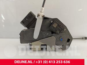 Volvo V60 Deurslot Mechaniek 4Deurs rechts-achter O246267 foto 2