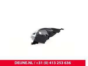 Renault Trafic Headlight, right O9990002472 photo 3