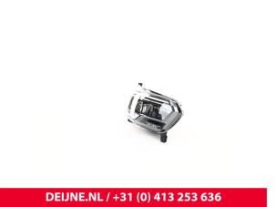 Renault Trafic Headlight, right O9990002472 photo 2