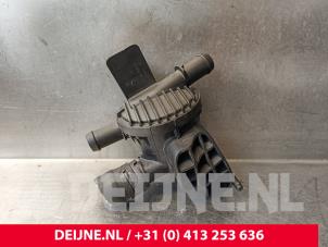 Volvo V60 Extra waterpomp O246279 foto 3