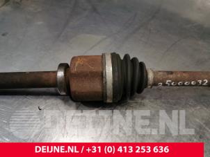 Renault Master Aandrijfas rechts-voor O246300 foto 3