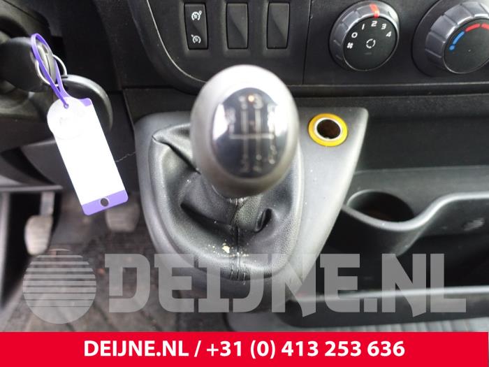 Renault Master Schaltung O246360