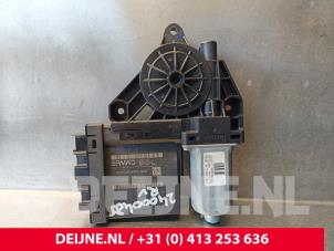 Lynk & Co 01 Door window motor O246434 photo 2