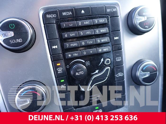 Volvo V70 Heater control panel O246553