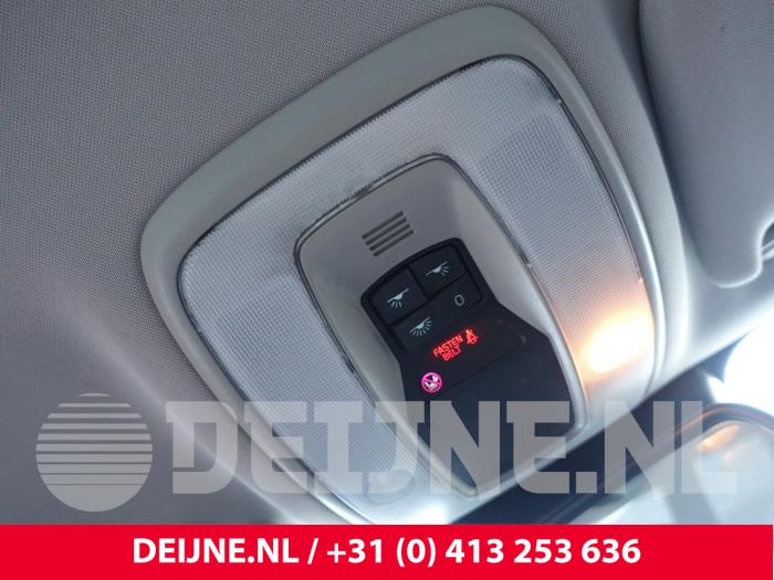 Volvo V70 Interior lighting, front O246538