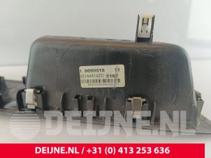 Peugeot Expert Electric window switch O246695 photo 2