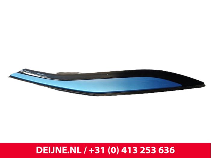 Lynk & Co 01 Zierleiste O246808
