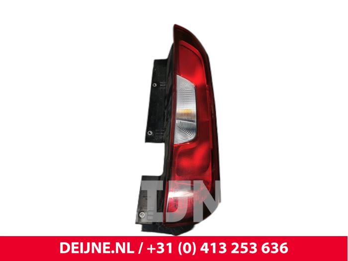 Fiat Doblo Taillight, right O246849