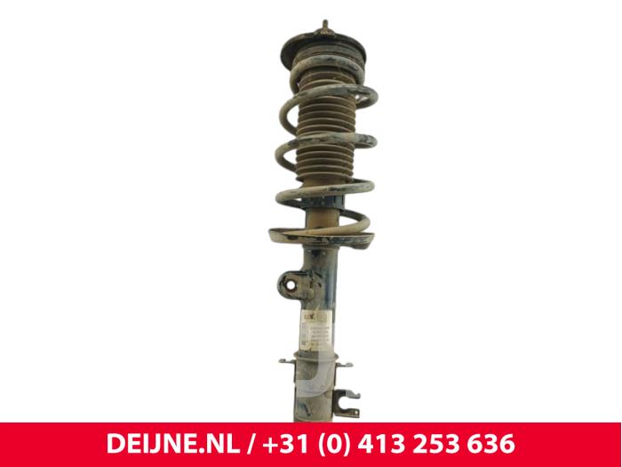 Fiat Doblo Stoßdämpferstrebe links vorne O246923