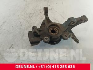 Gebruikte Asschenkel links-voor Fiat Doblo Cargo (263) 1.4 16V Prijs € 54,45 Inclusief btw aangeboden door van Deijne Onderdelen Uden B.V.