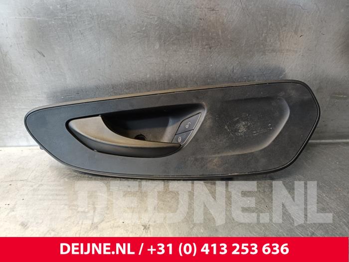 Mercedes Sprinter Türgriff 2-türig links O247154