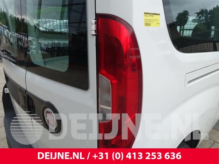 Fiat Doblo Rücklicht rechts O247226