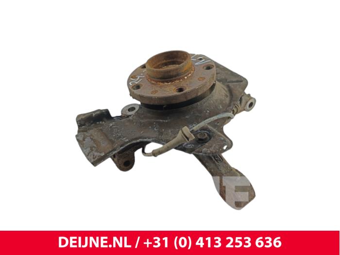 Fiat Doblo Fusee links-voor O247318