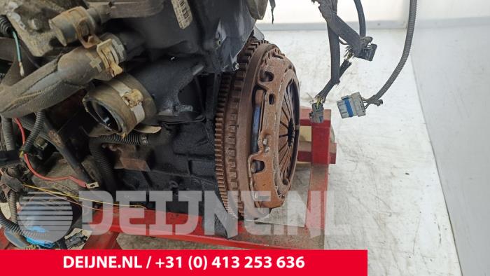 Motor van een Peugeot Boxer (244) 2.2 HDi 2005