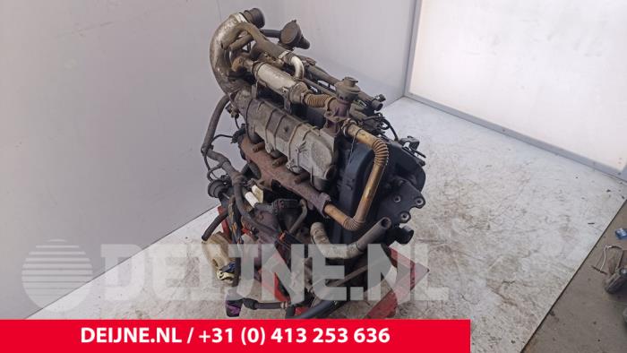 Motor van een Peugeot Boxer (244) 2.2 HDi 2005