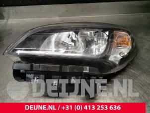 Fiat Doblo Koplamp links O247452 foto 3
