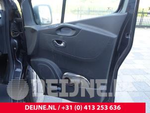 Opel Vivaro Door 2-door, right O247469 photo 2
