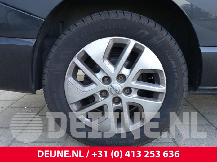 Opel Vivaro Velgen set O247478