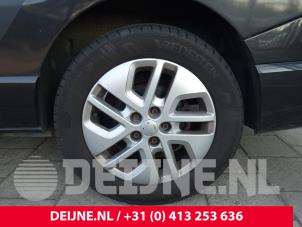 Opel Vivaro Velgen set O247478 foto 2