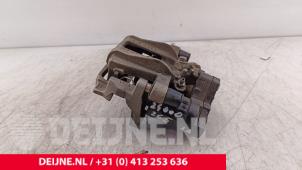 Volkswagen Caddy Remklauw (Tang) links-achter O247518 foto 2