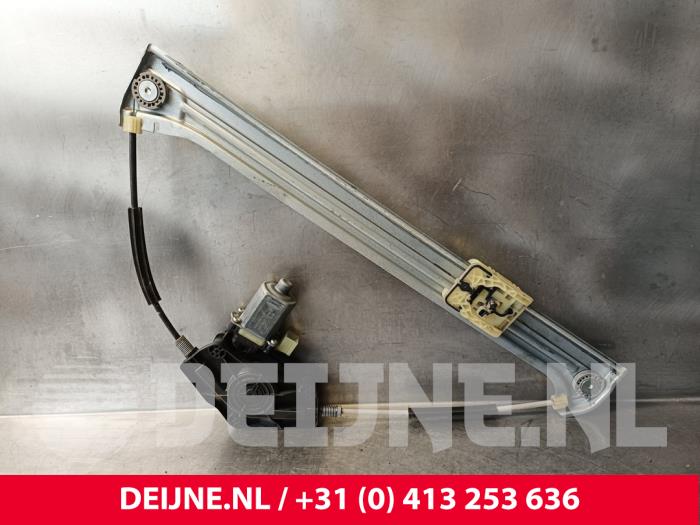 Volkswagen Caddy Ruitmechaniek 2Deurs links-voor O247618