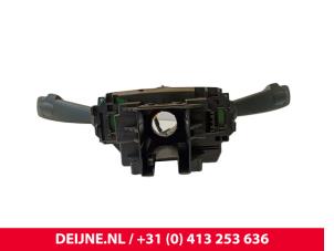 Volvo V40 Steering column stalk O247705 photo 3