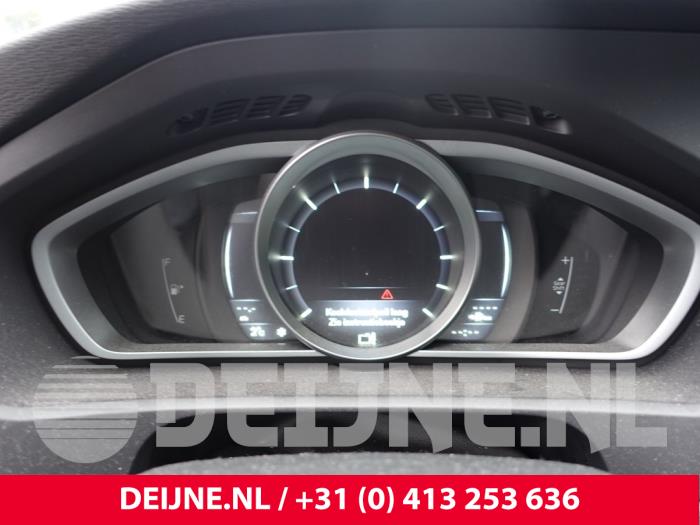 Volvo V40 Tacho - Kombiinstrument KM O247715