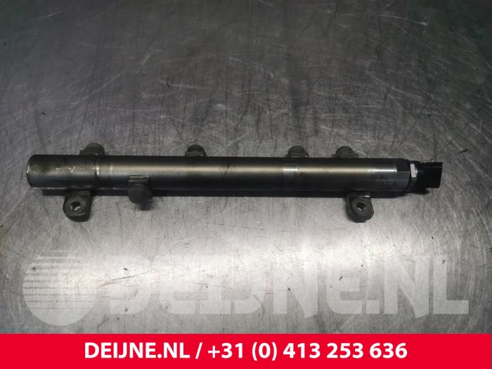 Gebruikte Galerij (Injectie) Iveco New Daily VI 33S15, 35C15, 35S15 Prijs € 121,00 Inclusief btw aangeboden door van Deijne Onderdelen Uden B.V.