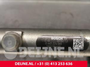 Iveco New Daily Einspritzdüse (Einspritzer) O247874 foto 3