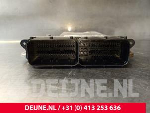Porsche Panamera Engine management computer O247904 photo 3