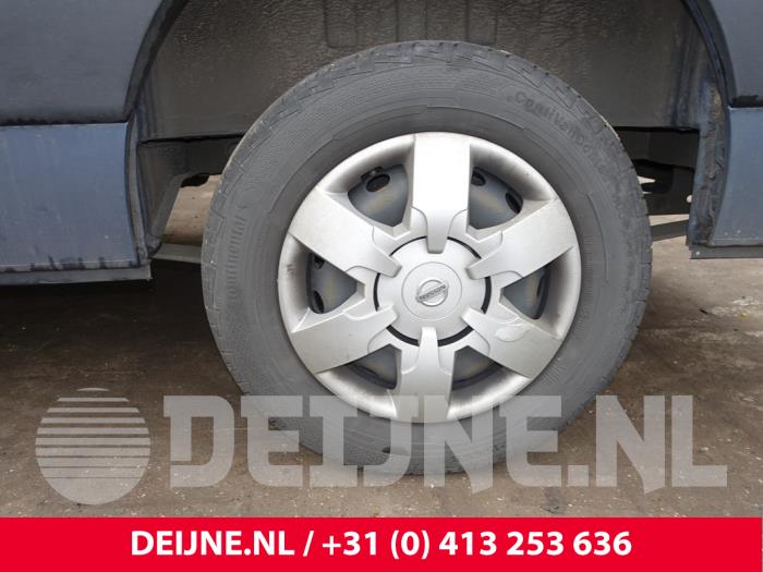 Nissan NV400 Set of wheels O247956