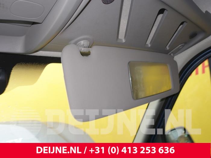 Nissan NV400 Zonneklep O247959