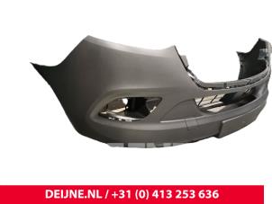 Mercedes Sprinter Voorbumper O9990002086 foto 2