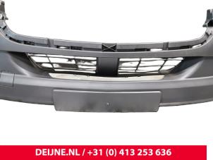 Mercedes Sprinter Voorbumper O9990002086 foto 4